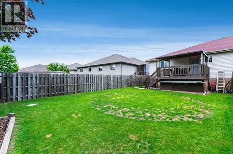 130 Sturgeon Meadows Avenue Leamington ON N8H 5L1