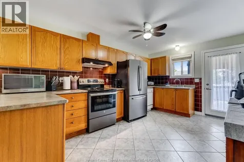130 Sturgeon Meadows Avenue Leamington ON N8H 5L1
