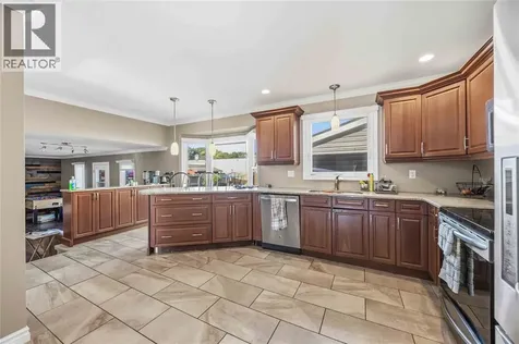 309 Edgewood Street Sarnia ON N7S 5S1