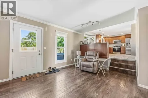 309 Edgewood Street Sarnia ON N7S 5S1