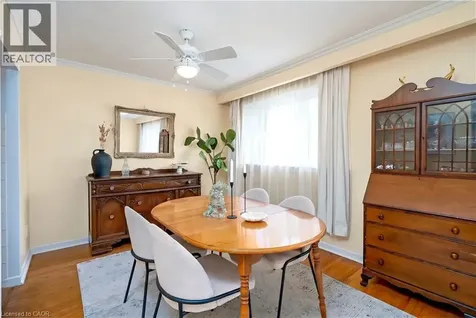 652 Ardleigh Crescent Burlington ON L7L 4K8