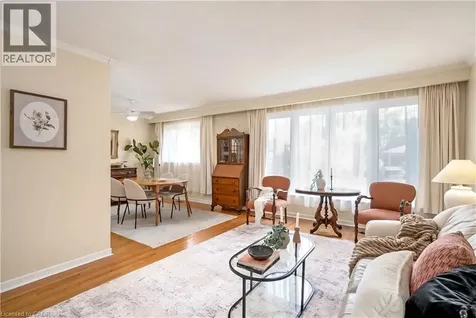 652 Ardleigh Crescent Burlington ON L7L 4K8