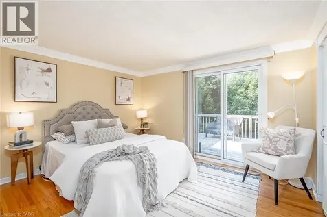 652 Ardleigh Crescent Burlington ON L7L 4K8