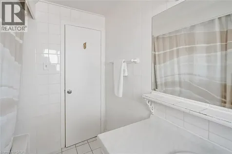 652 Ardleigh Crescent Burlington ON L7L 4K8