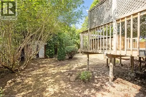 652 Ardleigh Crescent Burlington ON L7L 4K8