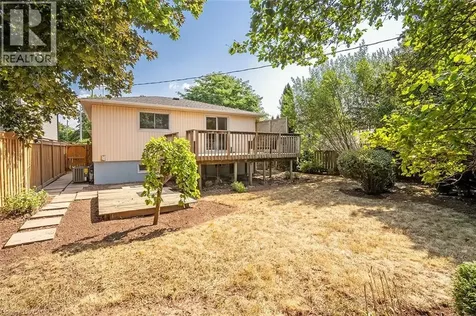 652 Ardleigh Crescent Burlington ON L7L 4K8