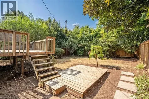 652 Ardleigh Crescent Burlington ON L7L 4K8