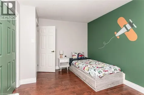 1774 Old Mill Road Kitchener ON N2P 1Z5