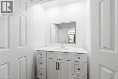4153 Vermont Crescent Burlington ON L7M 4A9