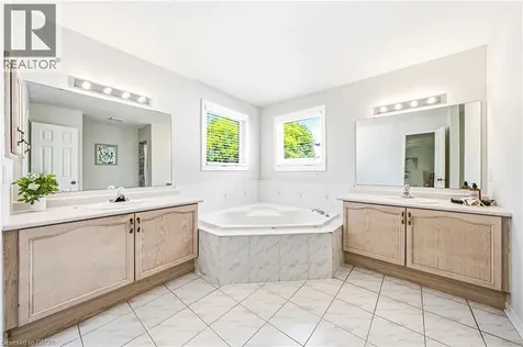 4153 Vermont Crescent Burlington ON L7M 4A9