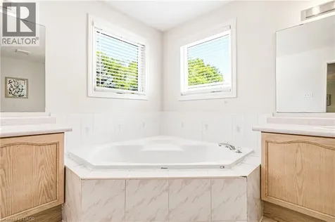 4153 Vermont Crescent Burlington ON L7M 4A9