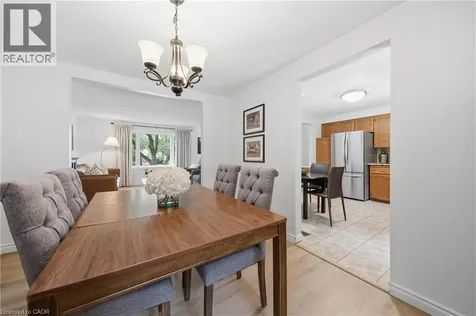 39 Wagoners Trail Guelph ON N1G 3M9