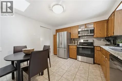 39 Wagoners Trail Guelph ON N1G 3M9