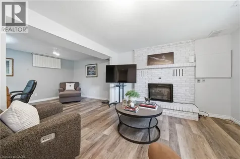 39 Wagoners Trail Guelph ON N1G 3M9