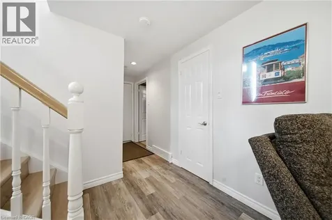 39 Wagoners Trail Guelph ON N1G 3M9