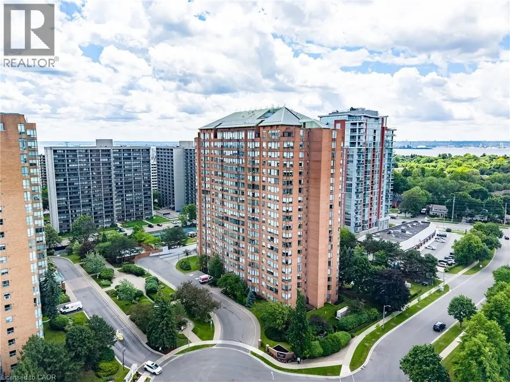 1270 Maple Crossing Boulevard Burlington ON L7S 2J3