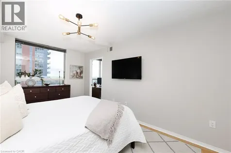 1270 Maple Crossing Boulevard Burlington ON L7S 2J3