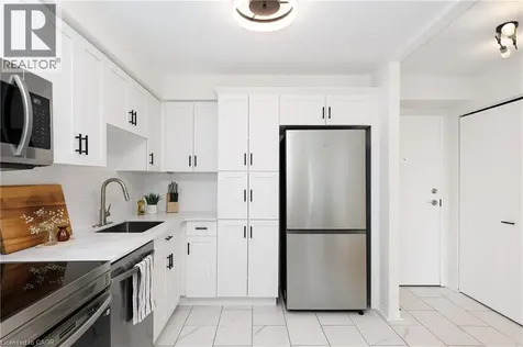 1270 Maple Crossing Boulevard Burlington ON L7S 2J3