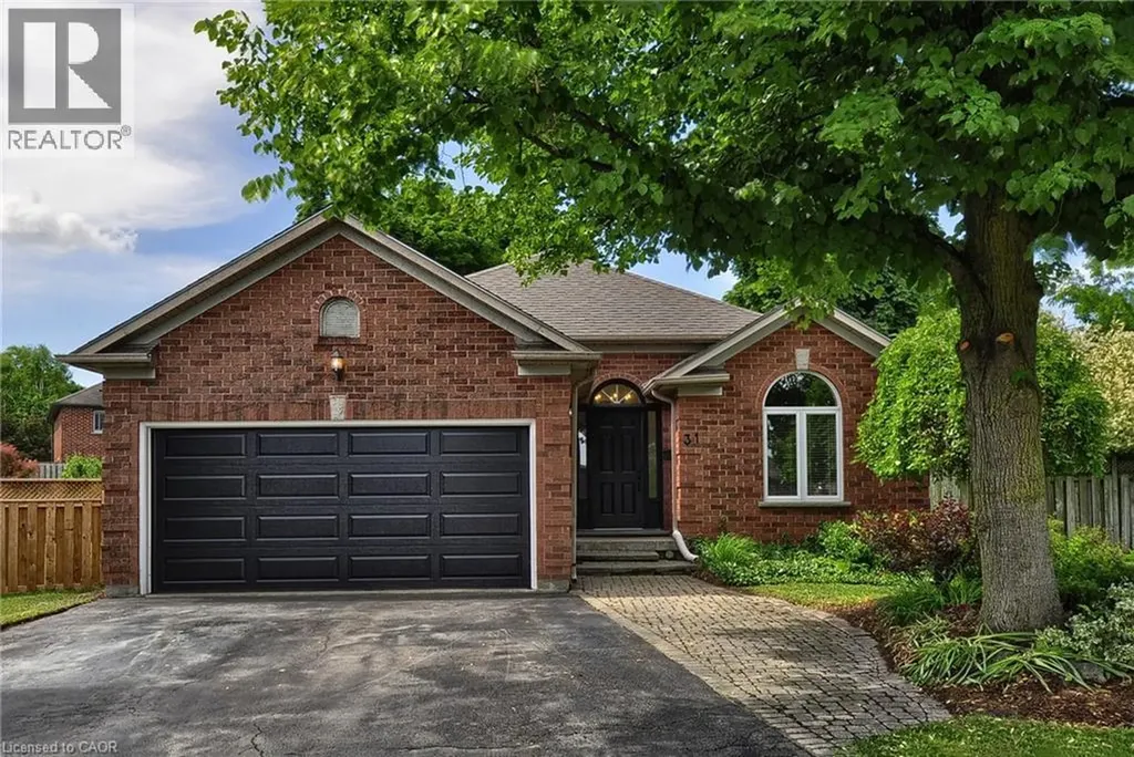 31 Birchlawn Avenue Cambridge ON N1S 4S1