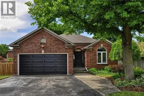 31 Birchlawn Avenue Cambridge ON N1S 4S1