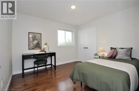 31 Birchlawn Avenue Cambridge ON N1S 4S1