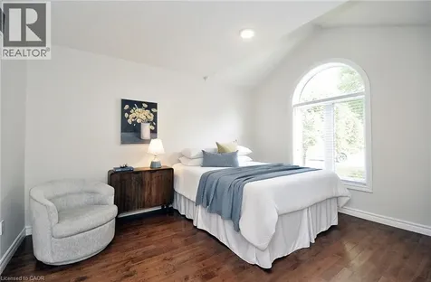 31 Birchlawn Avenue Cambridge ON N1S 4S1