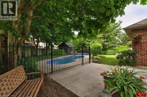 31 Birchlawn Avenue Cambridge ON N1S 4S1
