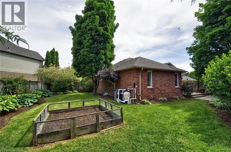 31 Birchlawn Avenue Cambridge ON N1S 4S1
