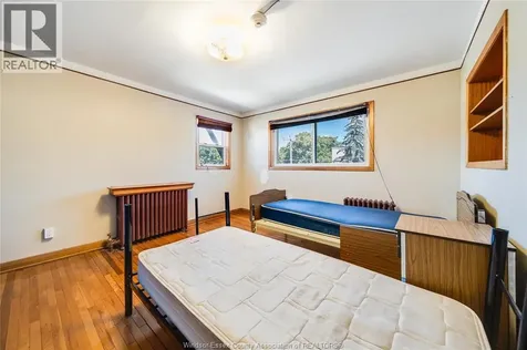 801 Victoria Avenue Windsor ON N9A 4N5