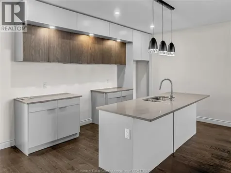 220 Mclellan Avenue Amherstburg ON N9V 0H1