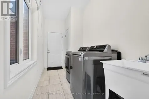 26 Hahn Street Whitby ON L1P 0H1