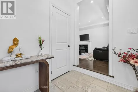 26 Hahn Street Whitby ON L1P 0H1