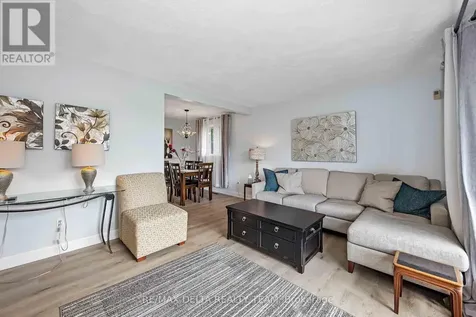 115 Meadowlands Drive West Ottawa ON K2G 2S2