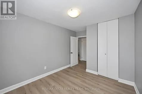 115 Meadowlands Drive West Ottawa ON K2G 2S2