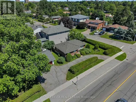 115 Meadowlands Drive West Ottawa ON K2G 2S2