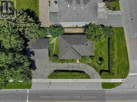 115 Meadowlands Drive West Ottawa ON K2G 2S2
