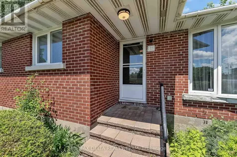 115 Meadowlands Drive West Ottawa ON K2G 2S2