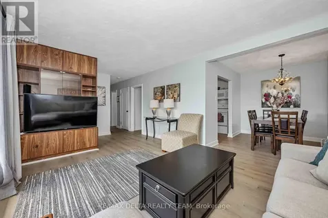 115 Meadowlands Drive West Ottawa ON K2G 2S2