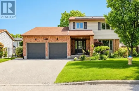 1821 Woodhaven Heights Ottawa ON K1E 2W3
