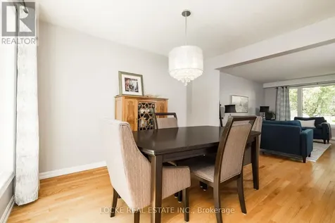 1821 Woodhaven Heights Ottawa ON K1E 2W3