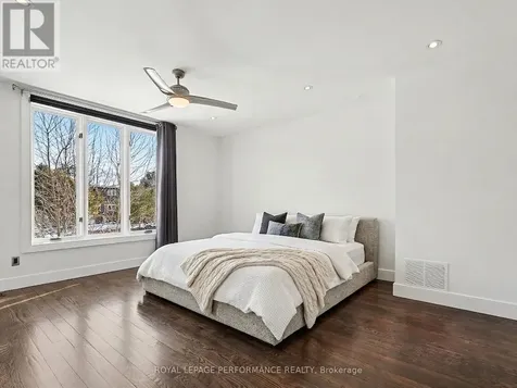 805 Kingsmere Avenue Ottawa ON K2A 3J8