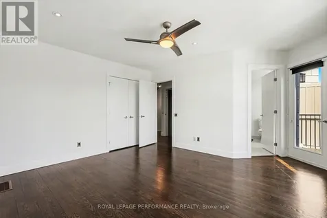 805 Kingsmere Avenue Ottawa ON K2A 3J8