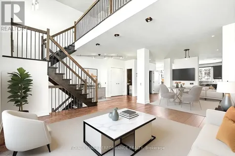805 Kingsmere Avenue Ottawa ON K2A 3J8