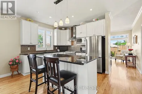 392 Bamburgh Way Ottawa ON K2J 6A6