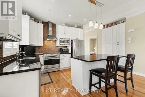 392 Bamburgh Way Ottawa ON K2J 6A6