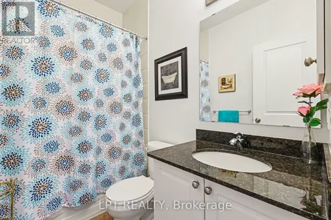 392 Bamburgh Way Ottawa ON K2J 6A6