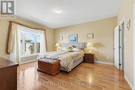 392 Bamburgh Way Ottawa ON K2J 6A6