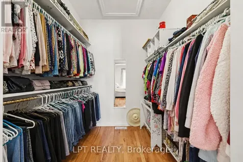 392 Bamburgh Way Ottawa ON K2J 6A6