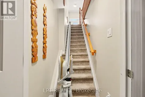 392 Bamburgh Way Ottawa ON K2J 6A6
