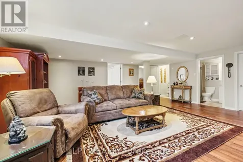 392 Bamburgh Way Ottawa ON K2J 6A6
